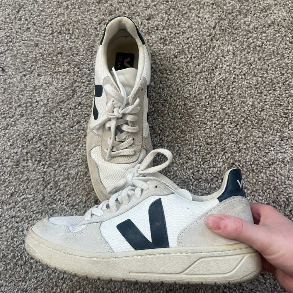 GENTLY USED VEJA SNEAKERS SIZE 6 Women’s (Navy, White, & Beige)